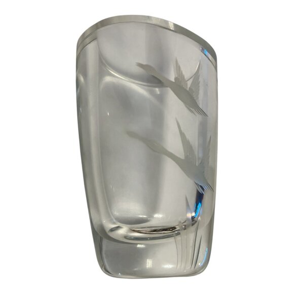 Vintage Etched Crystal Vase with Flying Geese – Heavy Clear Glass – 5 x 3.5 - Picture 2 of 4